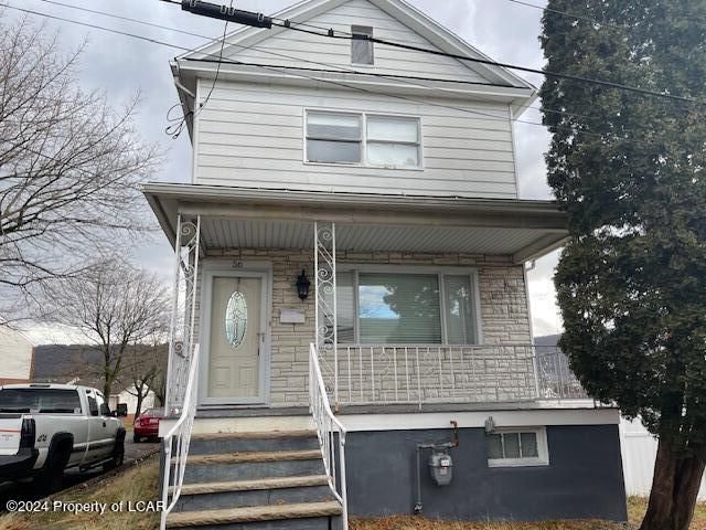 56 Kent Lane