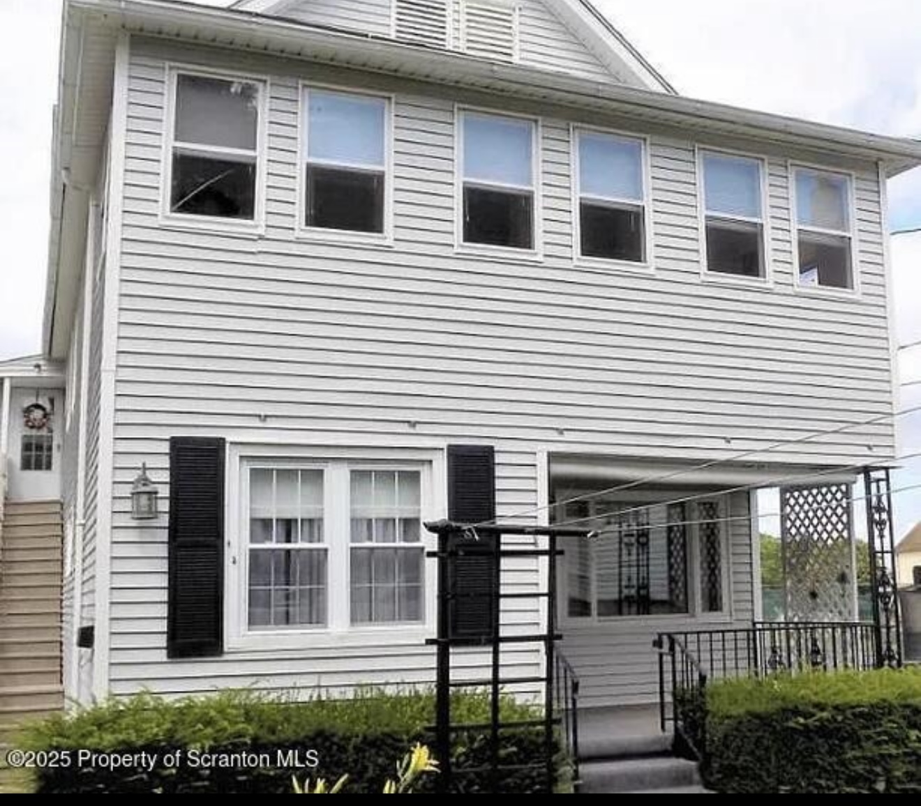 1906 Farr Street - 1st fl