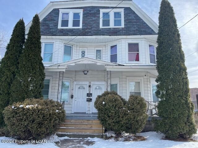 44 Oregon Street
