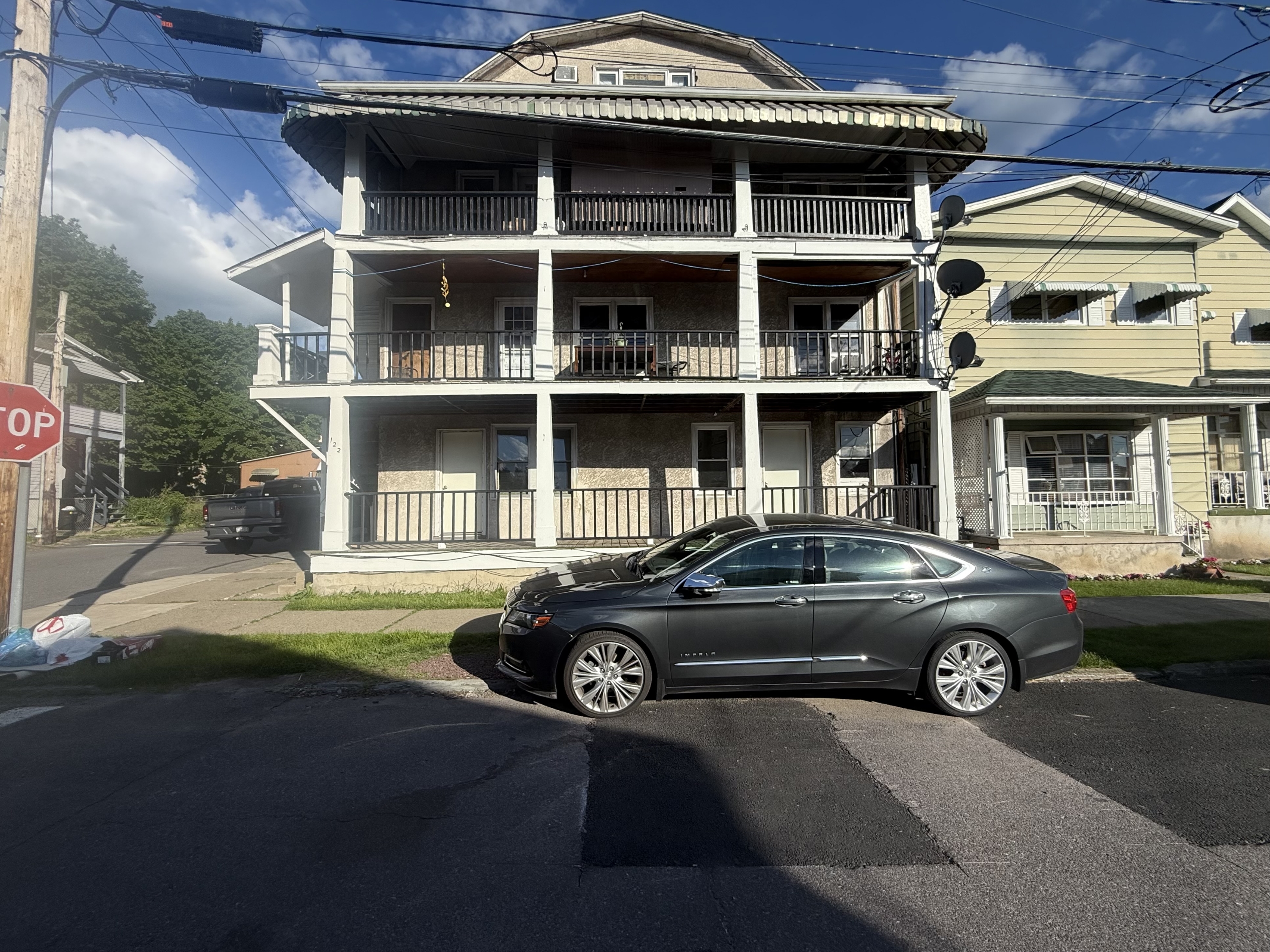 Property main image