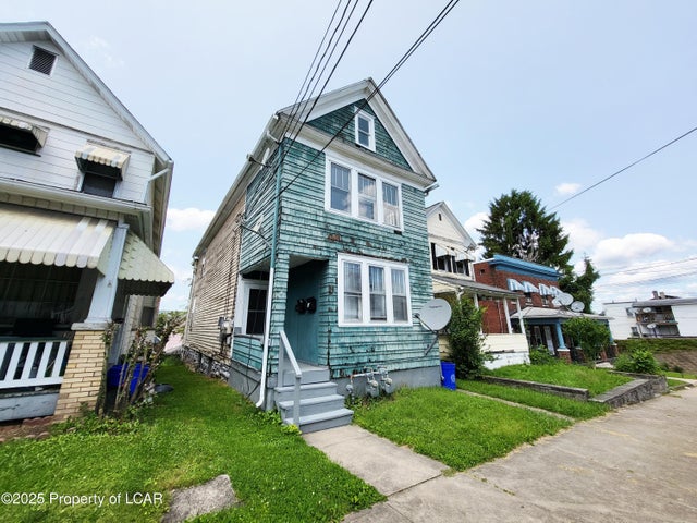 Property main image